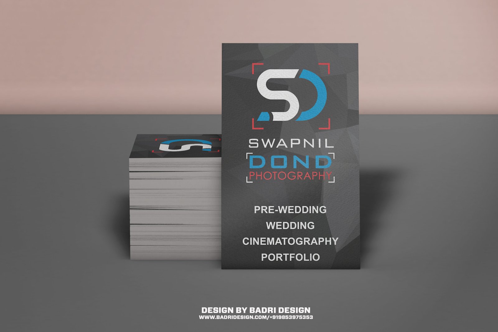 Vertical business card design for photographer by badri design